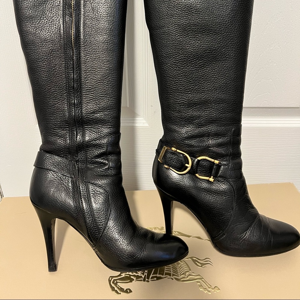 Stunning Authentic Burberry black leather tall boots